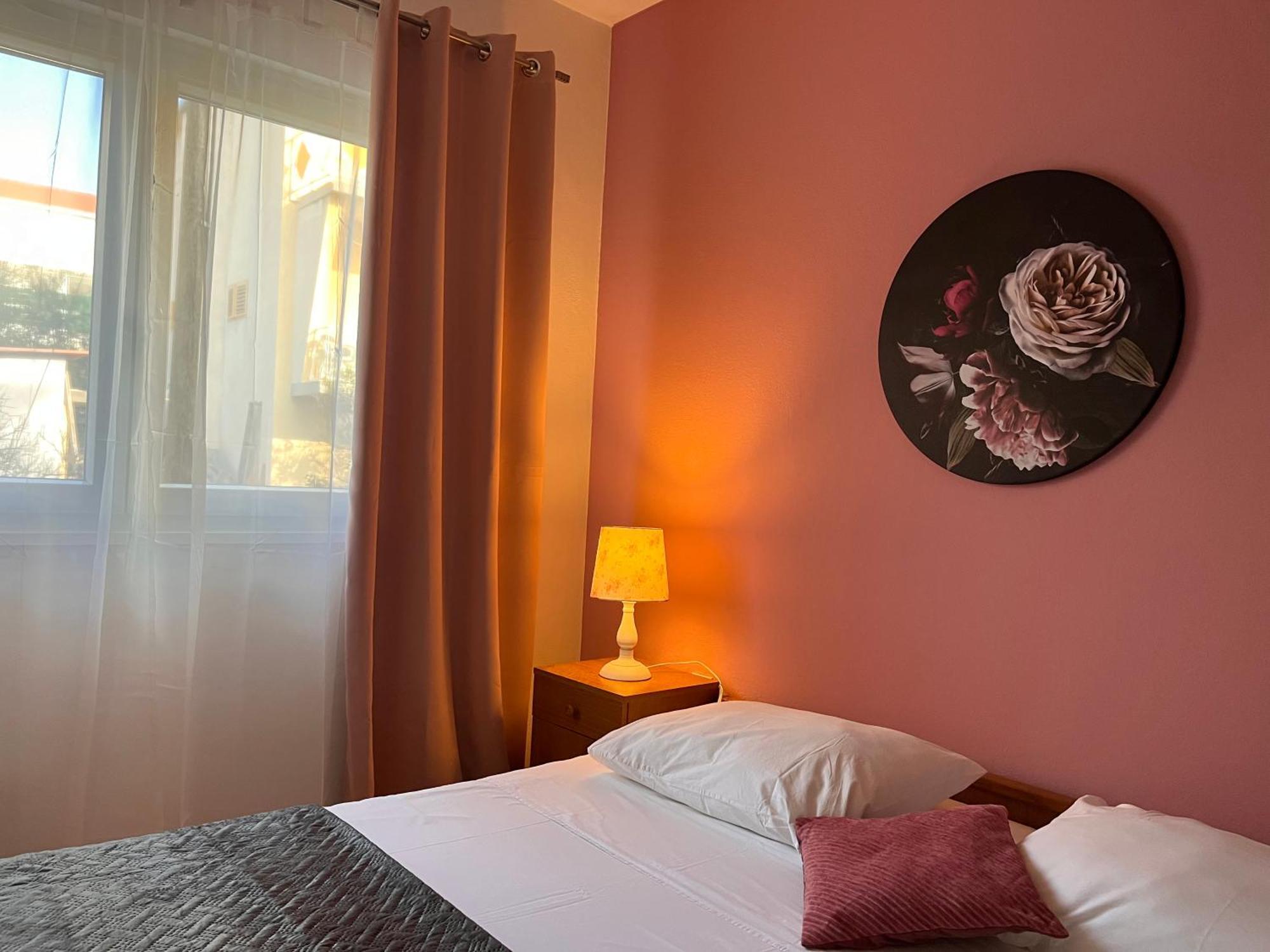 Apartments Villa Mirella 20 M From The Sea - Free Parking โตรกีร์ ภายนอก รูปภาพ
